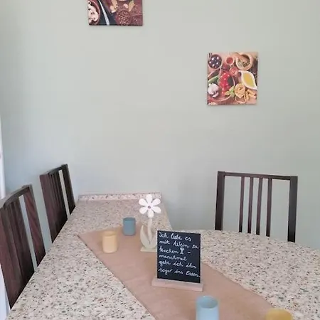 Apartment Und Zimmervermietung Zur Alten Post